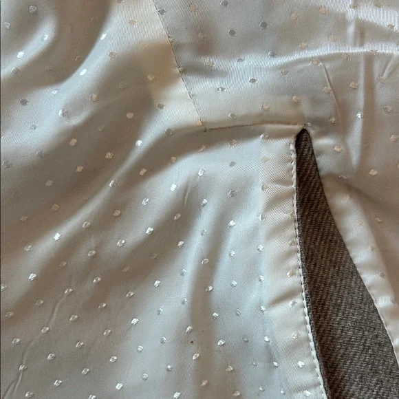 Banana Republic, size 2, tan Blazer with Button Details - Picture 4 of 7